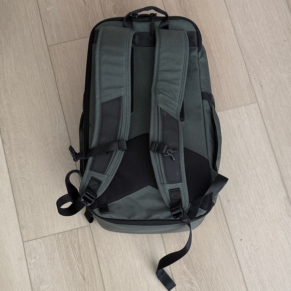 KNKG Plus Backpack 26L - 125 obo - Picture 2 of 3